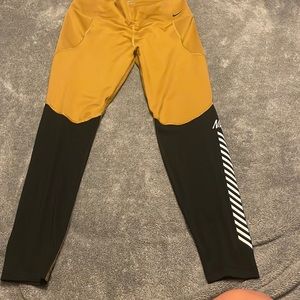 Womens Nike leggings